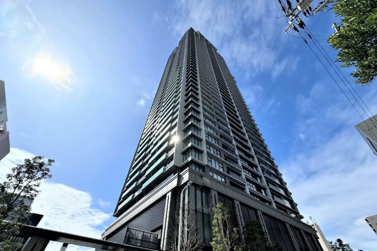 シエリアタワー大阪堀江の外観