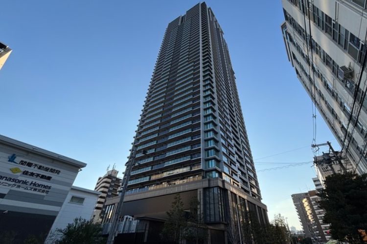 シエリアタワー大阪堀江の外観